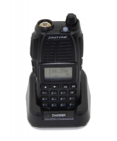 13_19_dual_band_handheld_transceiver_02